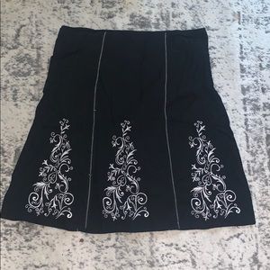 Black & White Patterned Skirt